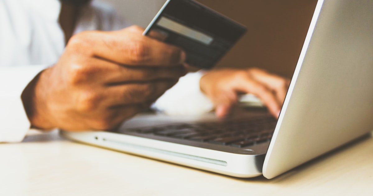 How Fashion Brands Can Win Big With Email Marketing